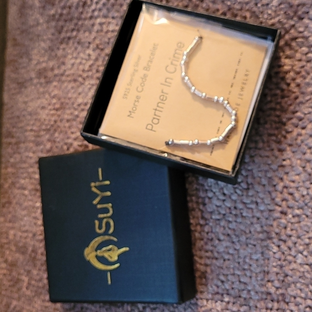 Suyi Morse Code 925 Silver bracelet Partner in Crime
